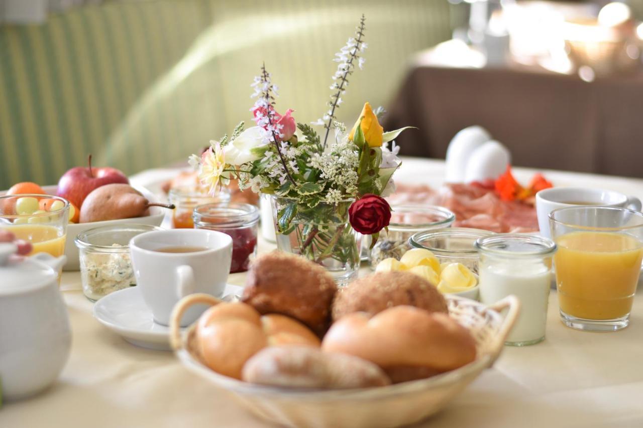 Garni Hotel Walburg Tirolo Zewnętrze zdjęcie